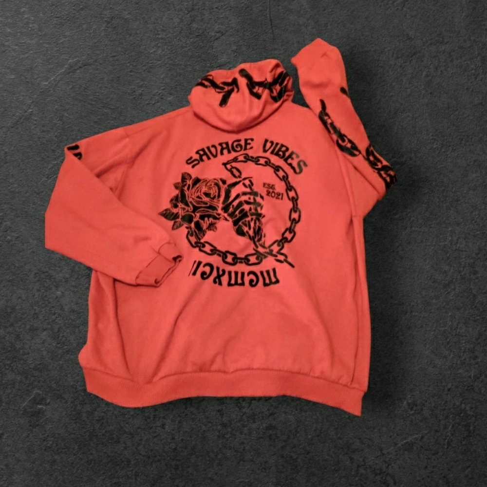 Savage Vibes Graphic Sweatshirt